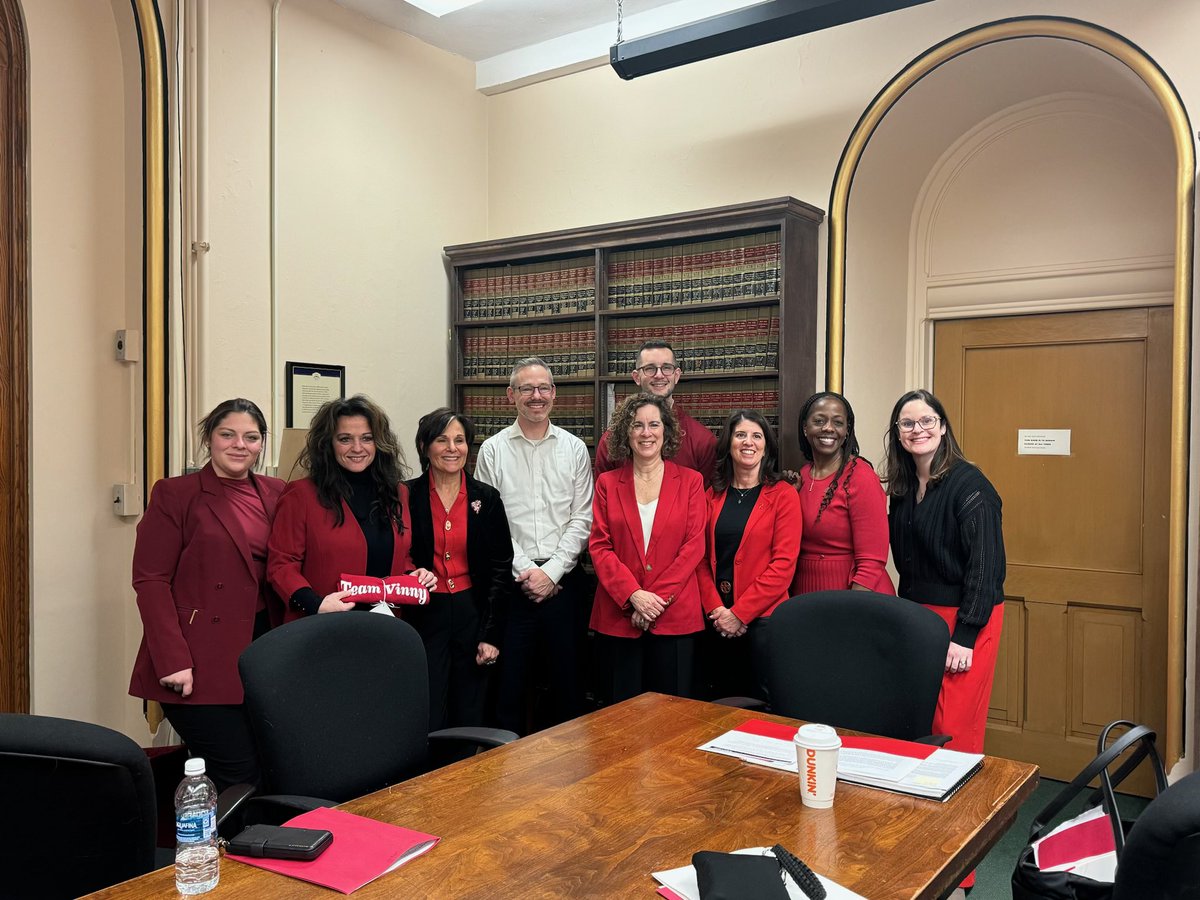 kga95aka's tweet image. The American Heart Association NY State Lobby Day was a huge success! Thank you to our legislators for your support in “building a nation of lifesavers!”#livefierce #AHA2025❤️