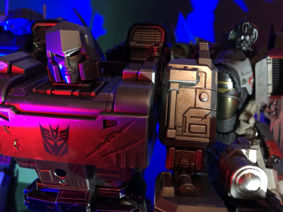 JAGCT80's tweet photo. MEGATRON👊
#transformers #threezero #cybertron #actionfigures https://t.co/0XmgBo2aVG