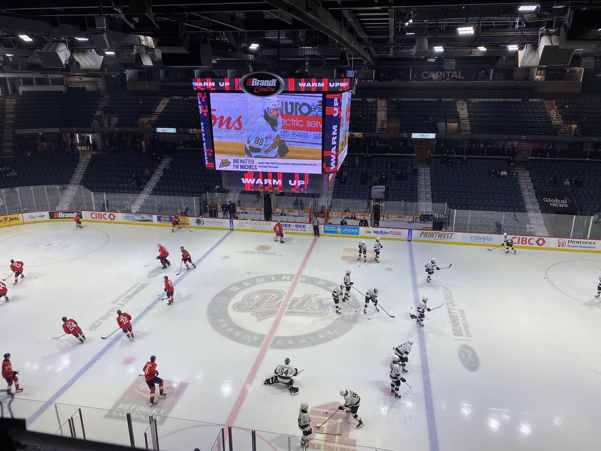 Finishing up my weekend in Sask working with <a href="/RobMahonPxP/">Rob Mahon</a> on the <a href="/bdnwheatkings/">Brandon Wheat Kings</a> broadcast as they take on the <a href="/WHLPats/">Regina Pats</a> tonight here in Regina.