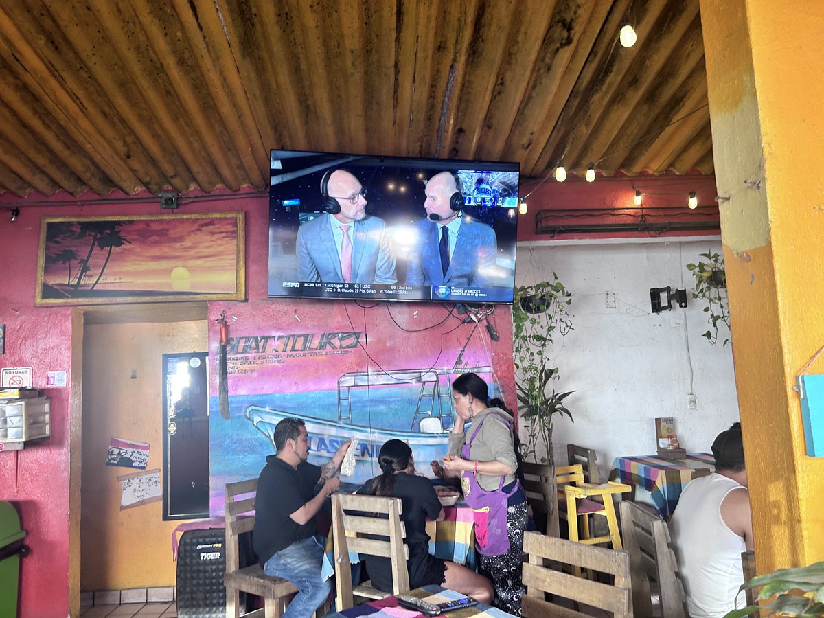 monicabiddix's tweet image. Readied up at my honky tonk in Mexico with sound. #uncvsduke