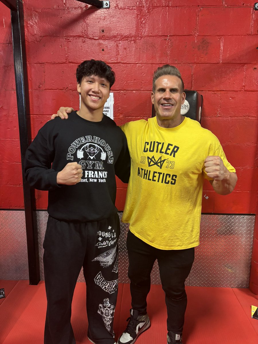 Met <a href="/mrojaycutler/">Jay Cutler</a> at the gym today