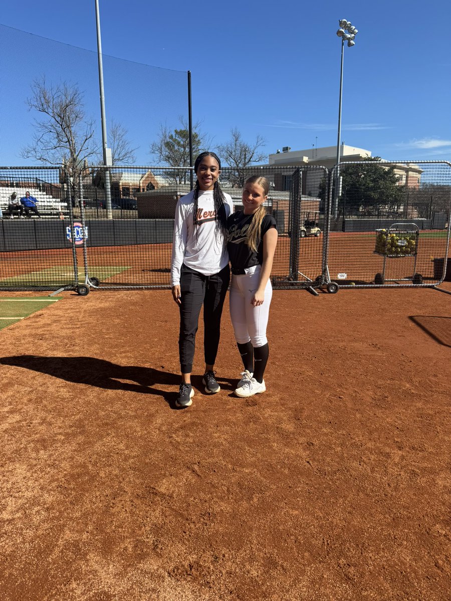 Kylee Simmons (@kyleesimmons24) on Twitter photo Thank you <a href="/MercerUSoftball/">Mercer Softball</a> <a href="/DevynFlaherty/">Devyn Flaherty</a> <a href="/kaleiharding/">kalei</a> for hosting a great hitting camp! I loved the feedback and the campus was beautiful! Go Bears! <a href="/apgold08/">AP Gold 08 Stewart</a> Thank you <a href="/MercerUSoftball/">Mercer Softball</a> <a href="/DevynFlaherty/">Devyn Flaherty</a> <a href="/kaleiharding/">kalei</a> for hosting a great hitting camp! I loved the feedback and the campus was beautiful! Go Bears! <a href="/apgold08/">AP Gold 08 Stewart</a>