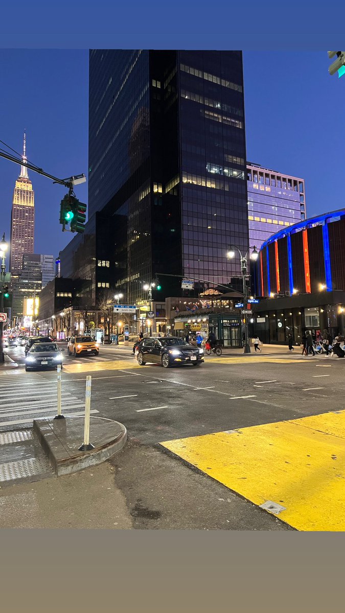 Ce soir on va se régaler une nouvelle fois en direct du MSG 🙏🏻🧡💙