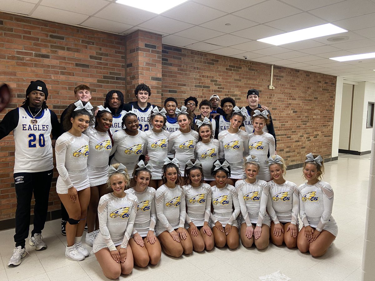 Outstanding performance by <a href="/sandburgcheer/">Carl Sandburg Cheer</a> at the IHSA Sectionals! #EaglesFLY