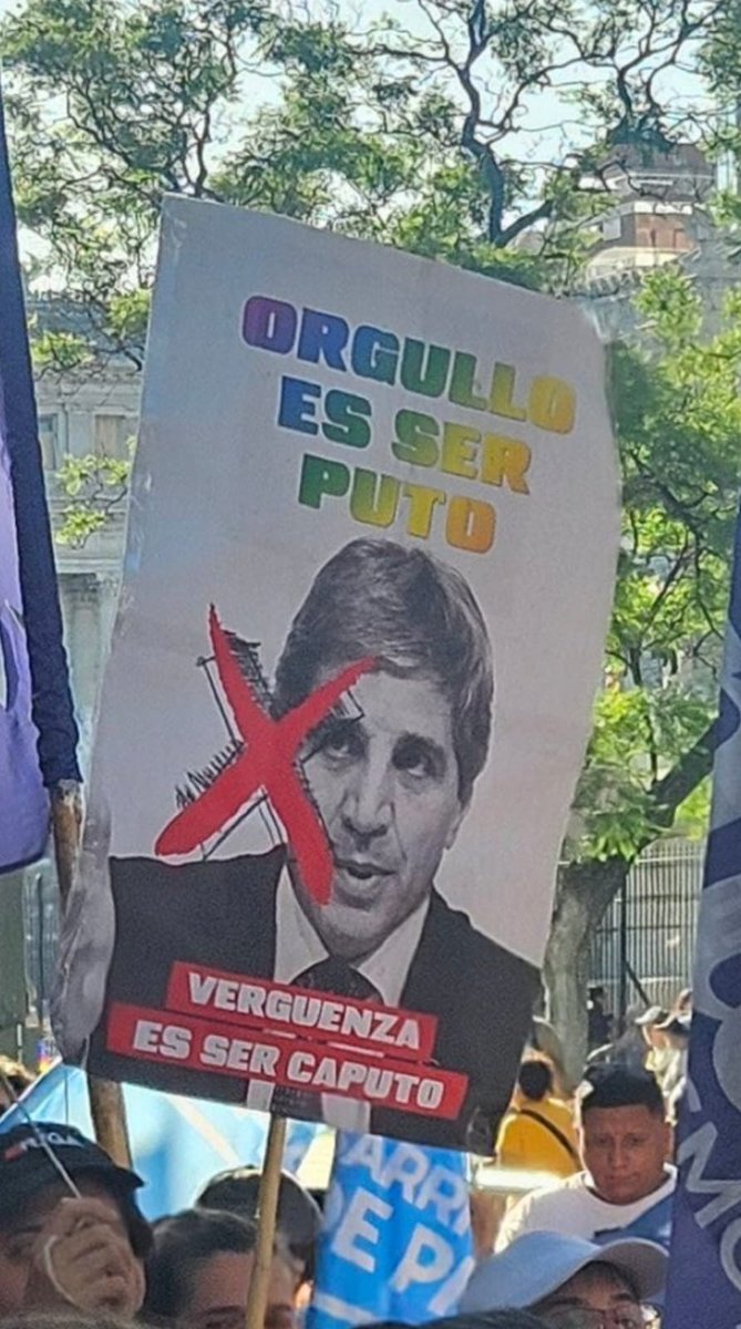 Impresionante muestra de carácter de la sociedad civil #argentina en respuesta al gobierno de #Milei 
#MarchaFederalAntifascistaAntirracistaOrgulloLGBTTI