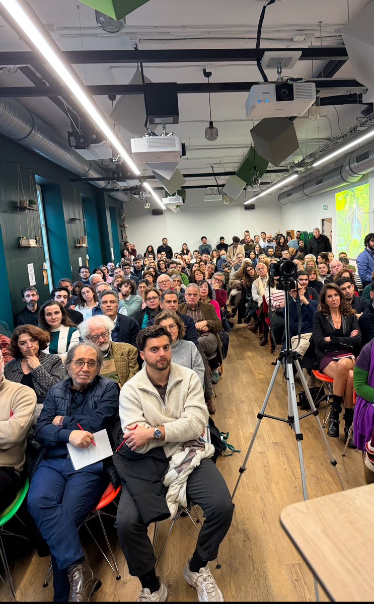 karimbitar's tweet photo. 🇱🇧 Thanks to @nationalbloc_lb for hosting a lively two-hour debate with Gilles Kepel and @michelhelou_lb, moderated by @mariejosader.

We explored the challenges and opportunities of the Aoun-Salam administration

The Lebanese diaspora appears to be cautiously optimistic so far… https://t.co/M7HtF8FOiV