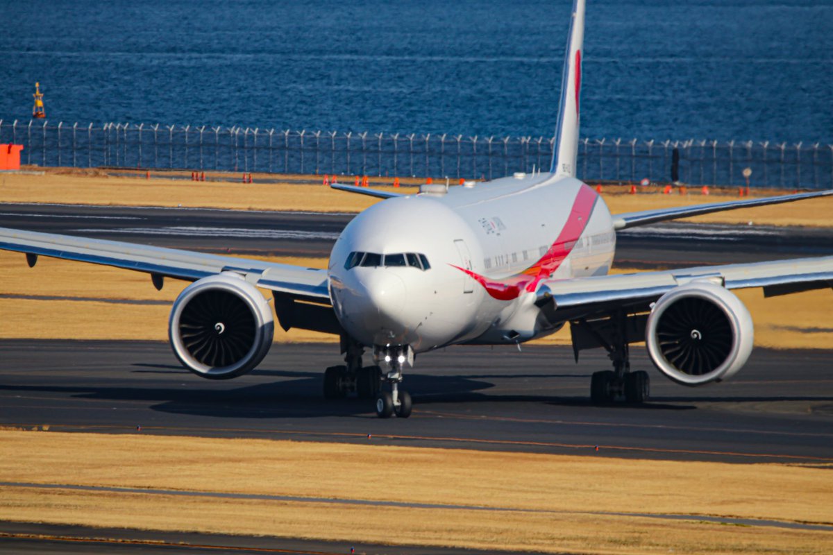 木製 政府専用機 JG20156 1:200 BOEING 777-300ER 80-1111 政府専用機｜全日空
