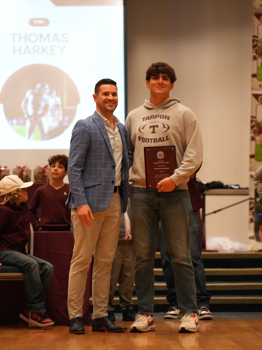 tshs_football_'s tweet image. AdventHealth Player of the Year

Thomas Harkey 🏆

A student athlete that recognizes excellence in athletic performance and dedication to health and well being. 

#Spongers100 #TarponPride