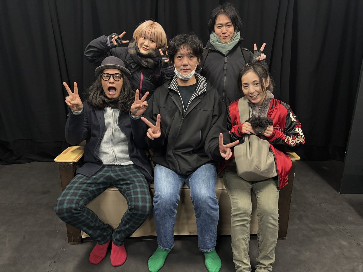 #冨田倶楽部
初日無事に開けまして
本日２日目です‼️
あ〜今回も楽しいな〜😂
お席まだご用意出来ますよ〜
オモロイんで観に来て欲しいよ〜〜✨✨✨