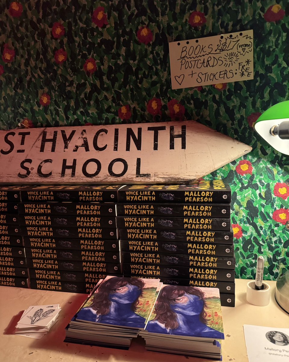 Happiest of pub days to the beautiful, terrifying, haunting, and heart-wrenching VOICE LIKE A HYACINTH by <a href="/yourmanne/">mallory 🏹</a>!! I couldn’t be prouder to love such an incredible book. 🪻

amazon.com/Voice-Like-Hya…