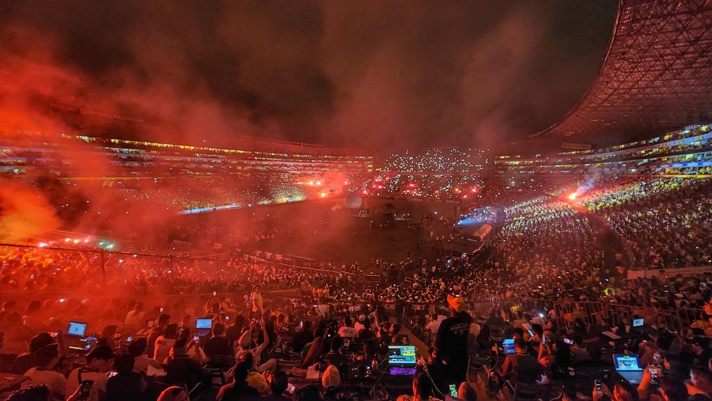 ¡BARCELONA SOMOS TODOS!... Y no queda ninguna duda 💛

#100AñosDeGloria