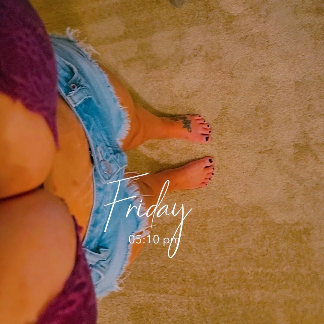 uncutskinslut (@goddessrains2) on Twitter photo 