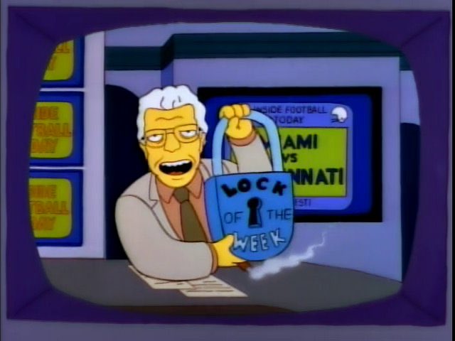 SimpsonsWWE's tweet photo. If you thought Charlotte was coming back to job to someone you’re a moron.

It’s the result no one wanted.

#RoyalRumble https://t.co/hmYXMg6Y2U
