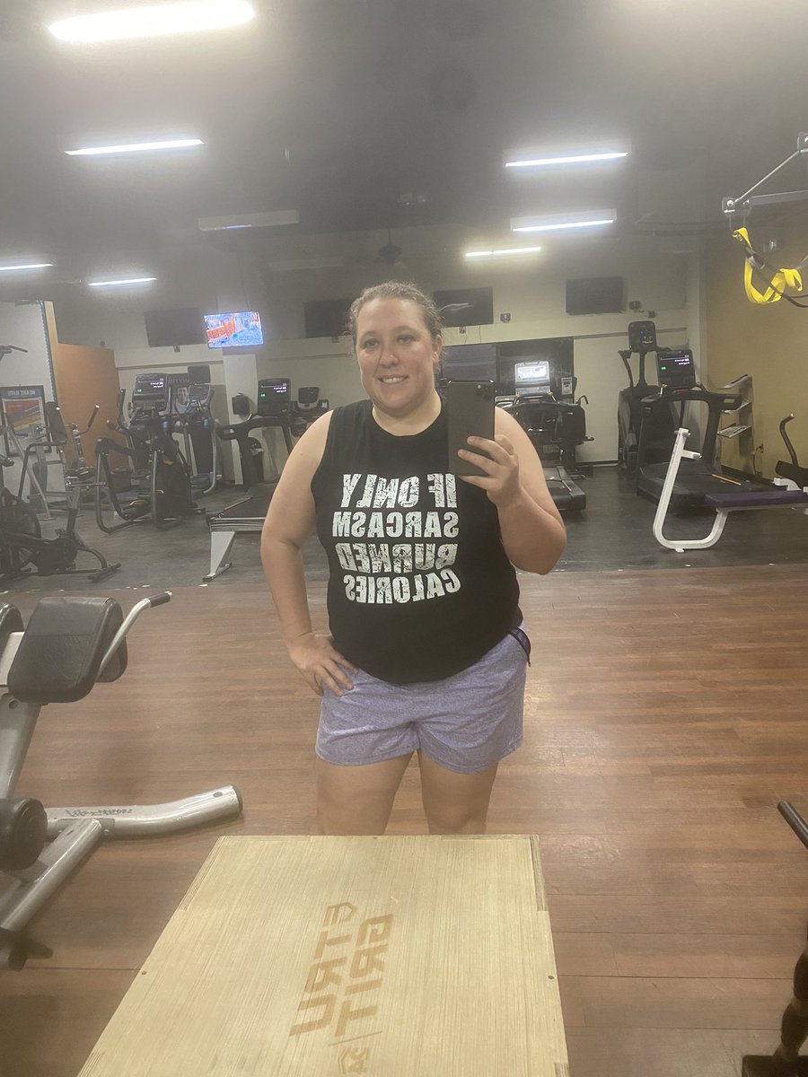 WrathofWall's tweet image. I helped my nephew with his golf swing and such today and then went to workout! Now off to the store!!! #NGPlus #NightGymPlus #workout #scottykfitness yay...