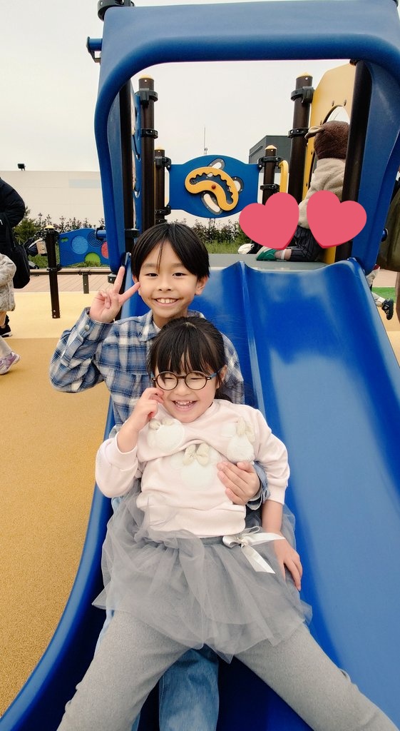 0518Hibik's tweet photo. 【休日お出かけ✨遊具遊び♪︎】
 #ゆめが丘ソラトス に遊びに行ったよ😆遊具たくさんで楽しかった♥️妹ちゃんも喜んでたよ♡うんていも楽しかった♪︎
 #お出かけ  #休日 https://t.co/31DVwtoaGy