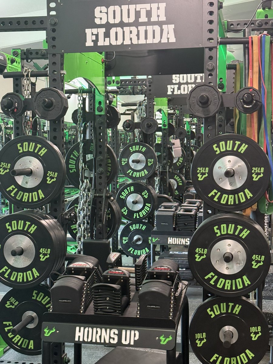 Blessed to have to opportunity to attend Junior Day <a href="/USFFootball/">USF Football</a>.  Grateful for the all the knowledge <a href="/DLineKP/">Kevin Patrick</a> and team shared.  Ready to work! <a href="/CoachSmarwt/">Kelvin Smarwt Sr</a> <a href="/Fat_Mac34/">Jordon Scott</a>