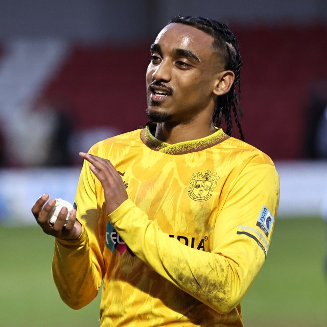 A word on this man 🇱🇰

#AmberArmy | #SuttonUnited | #ForeverAmber 💛