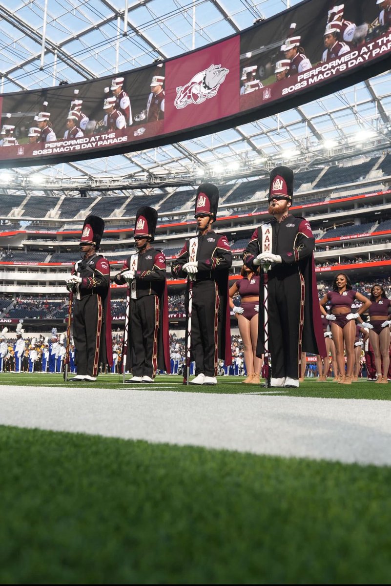 Hey <a href="/aamuedu/">Alabama A&M University</a> , that Cali sun looks good on ya! 

I’m thinking <a href="/SoFiStadium/">SoFi Stadium</a> should invite us over more often! 🐶🎶❤️

#AAMU | #HondaBOTB | #HBCU