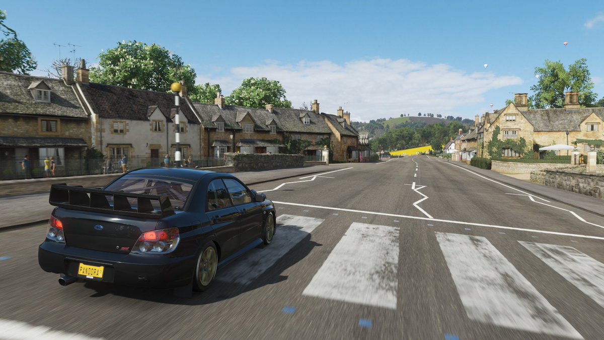 pan_doraB's tweet image. 週末はForza Horizon4でイギリス🇬🇧をドライブするのが日課です☺️
春になって新たなショーケースイベント！
今度はモトクロス4人組とレース🏁
1位はかなり難しかった💦
#ForzaHorizon4
#XboxSeriesS