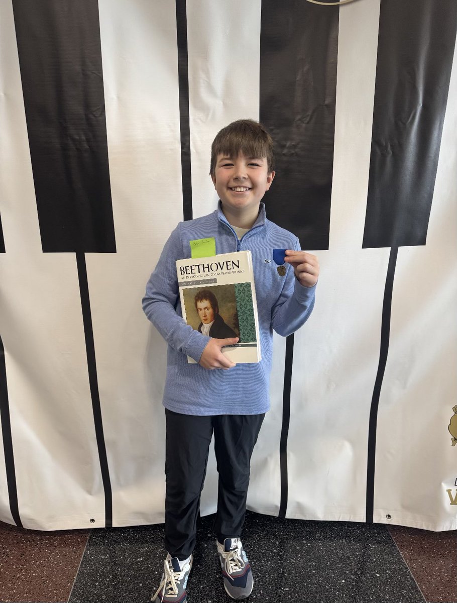 West Clay Elementary tweet media