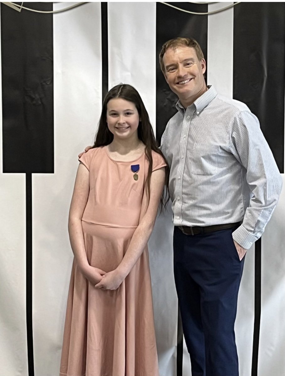 West Clay Elementary tweet media