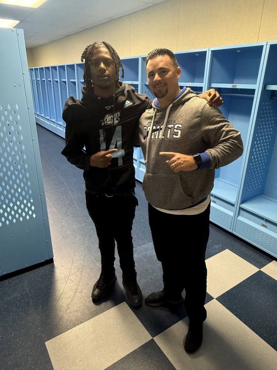 RayWash16's tweet image. Thank you to @CCCFootball_24 and @thecoachdavis17 @coach_rincon01 @xCoachDeathRowx @CoachBertCCC for having me down on campus on Tuesday
