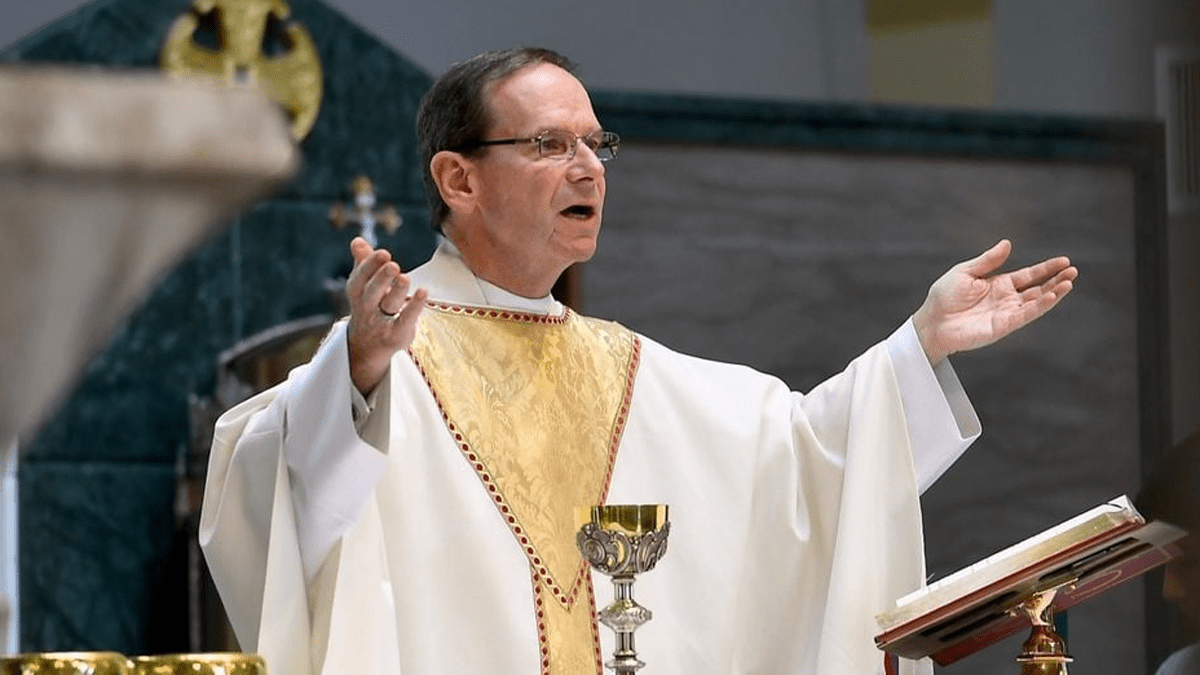 PJavierOR's tweet photo. El obispo de Arlington, USA, Mons. Burbidge dice que la enseñanza católica no apoya una "política de fronteras abiertas"

- "Aunque los católicos deben afirmar la dignidad de los inmigrantes, las naciones también tienen el deber de defender el estado de derecho y el bien común para sus ciudadanos. Siempre defendemos y protegemos a los más vulnerables, al mismo tiempo que defendemos los derechos y deberes de las naciones de gobernarse a sí mismas y de salvaguardar el bien común”- afirmó
Fuente: https://t.co/dMSMC89Xar
