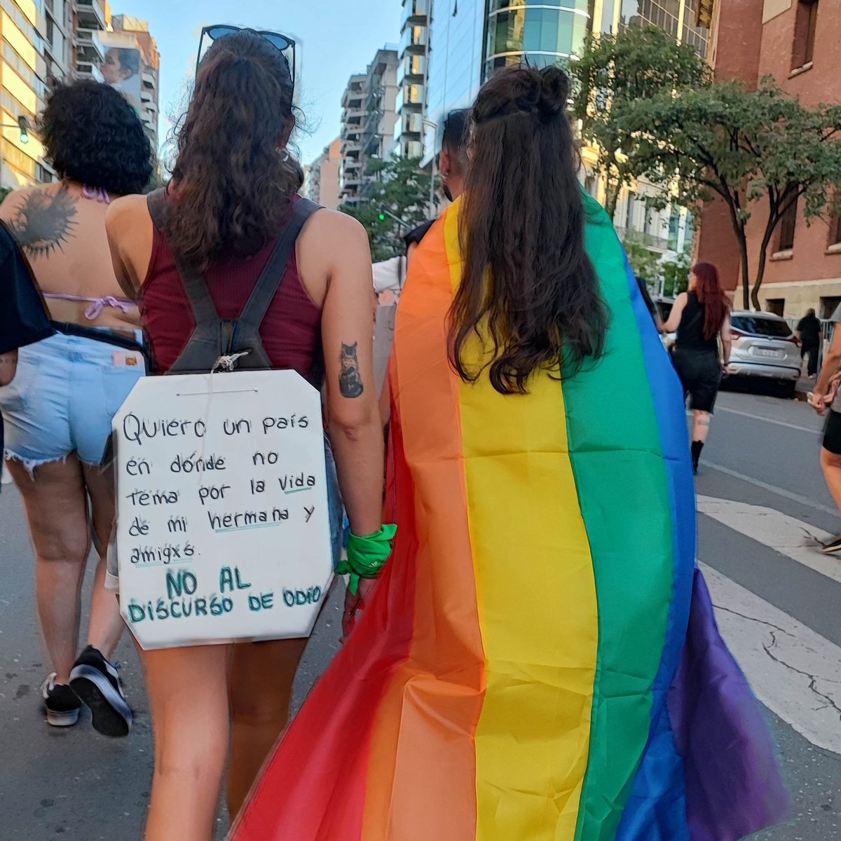 #Cordoba antifascista y antirracista, mi #Orgullo.
Acá estamos

#MarchaDelOrgullo