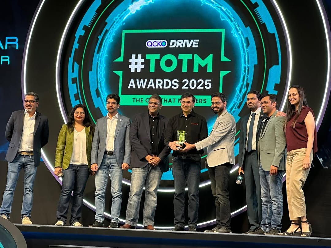 Mahindra_Auto's tweet photo. 🏆2025 Acko Drive Car Manufacturer of the Year!

A big thank you to our customers and partners for their trust and support. This win is yours as much as ours!

#TOTM #2025TOTMS #AckoDriveAwards #TheTOTMS https://t.co/H2RVvBb8q5