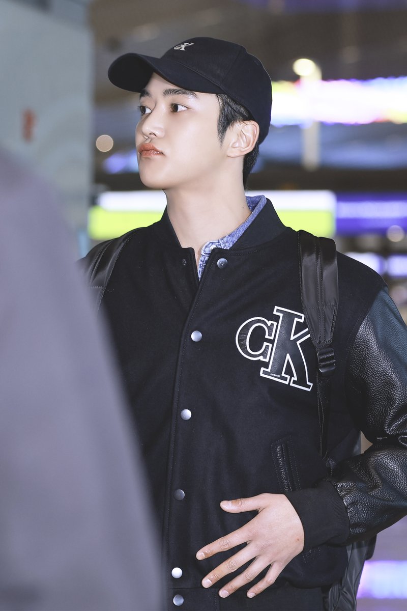 noowor_'s tweet photo. 250202 ICN
. ∩     ∩
 ( •̀ - •́ ) 💢
૮         ა
#로운 #ROWOON #ロウン #金路云 https://t.co/gsNVZ3KTbU