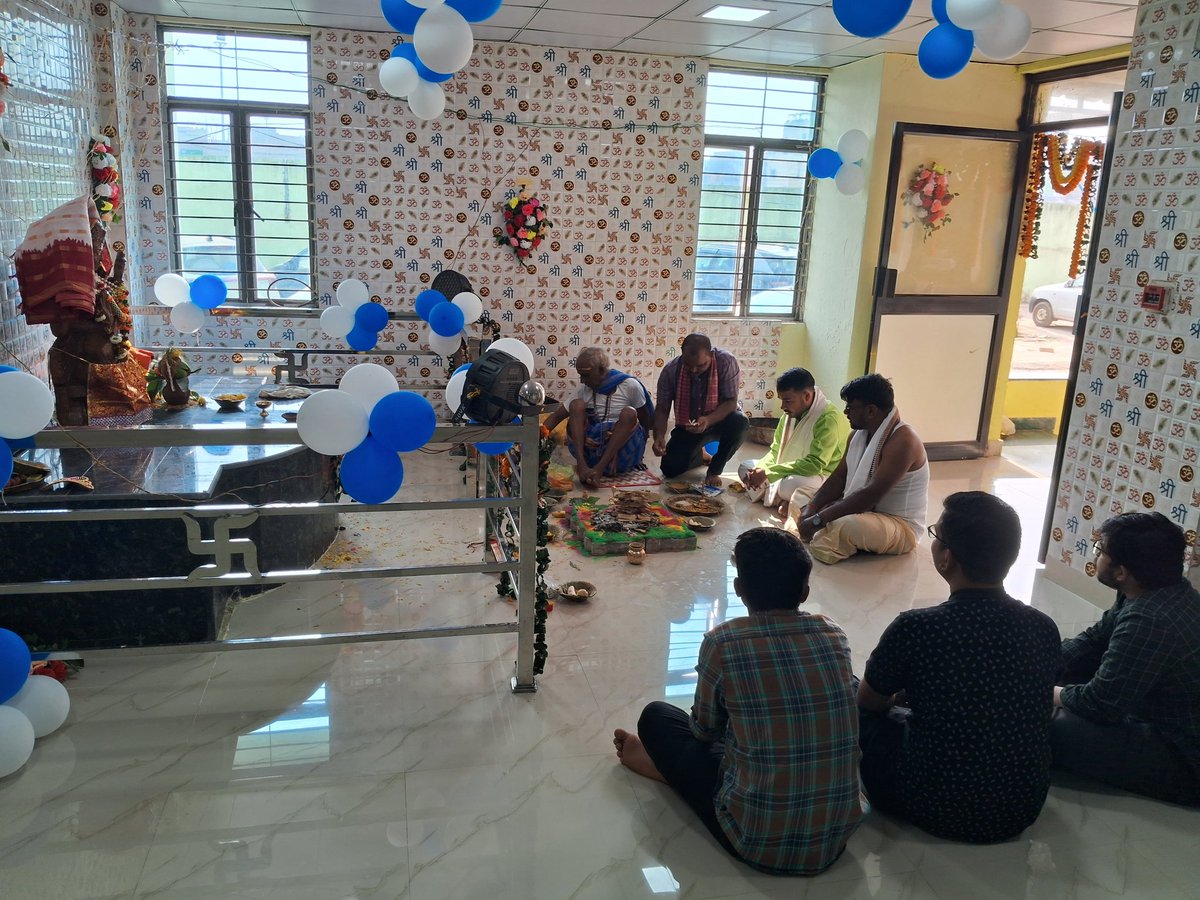 Yesterday Maa SARASWATI IDOL CONSECRATION(PRANA PRATISTHA) and TODAY Maa Saraswati puja At senior residents hostel By RESIDENT DOCTORS ASSOCIATION #saraswatipuja2025