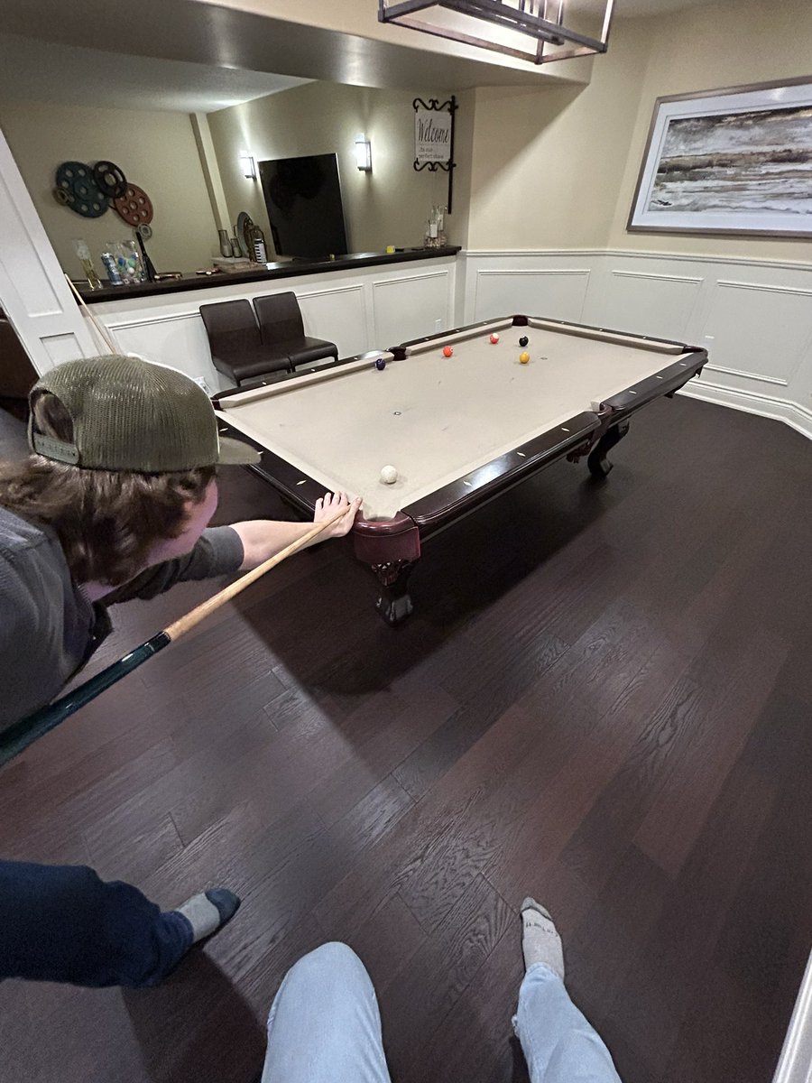benny_smith28's tweet photo. Great Basement Bar Scene https://t.co/zjGVchgtSP