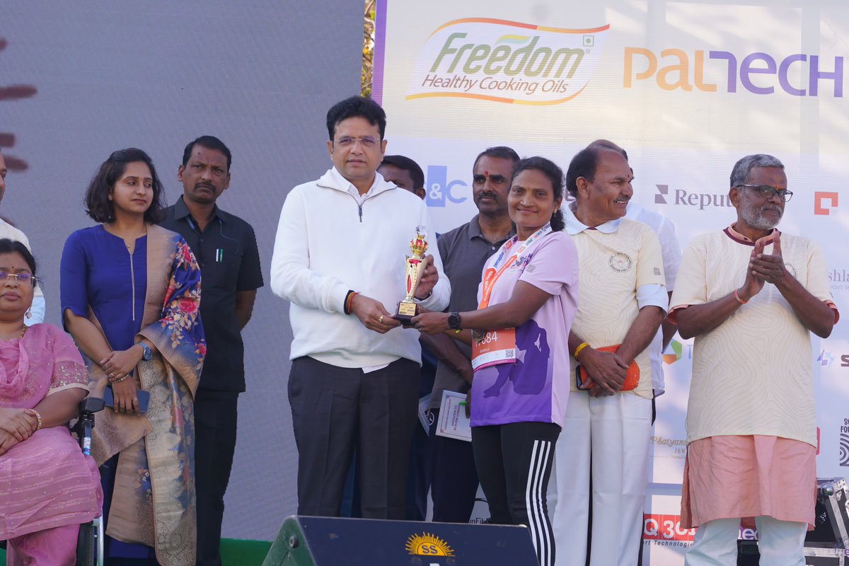 OffDSB's tweet image. Happy to be part of the incredible &apos;Run for Girl Child&apos; event organized by Seva Bharathi Foundation!

Huge applause to the organizers for their tireless efforts in raising awareness to protect the girl child. Your commitment to this noble cause is inspiring!

And to all the…