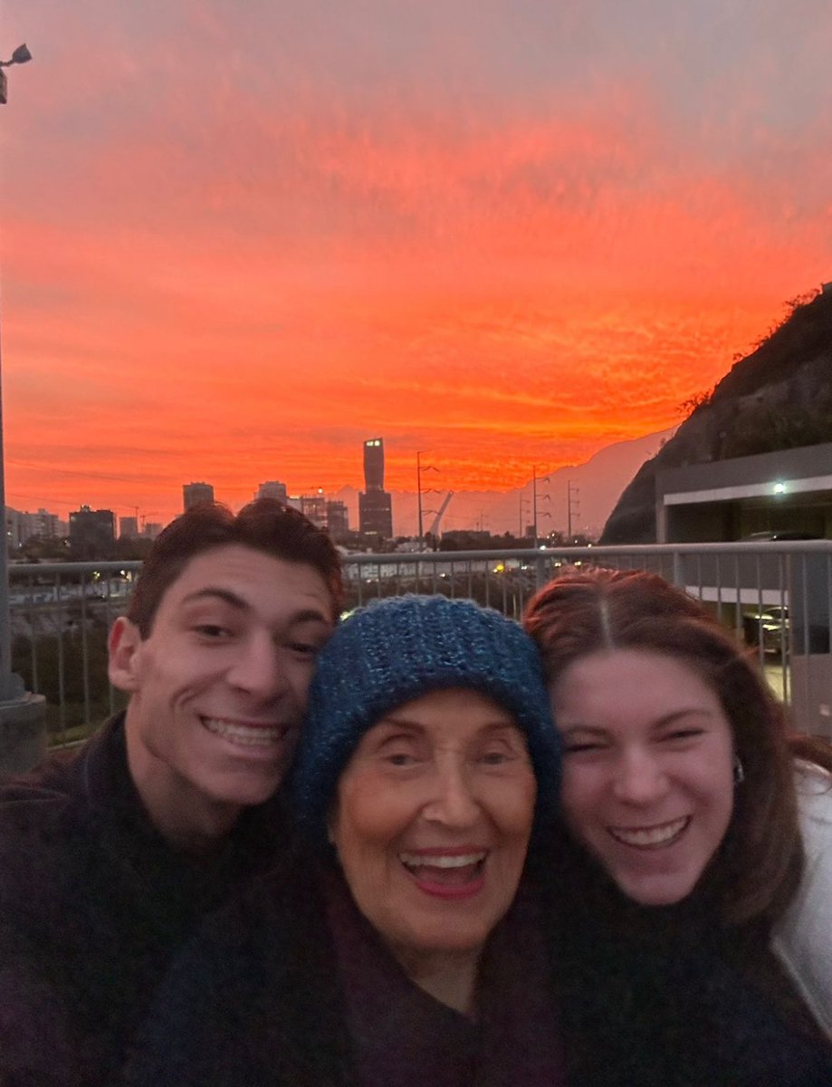 🩸🩸🩸🩸🩸🩸🩸🩸🩸🩸🩸Queridas amigas y amigos…

A mi madre Becha Tapia le urge CONCENTRADO PLAQUETARIO 
de manera urgente‼️

Y donadores de Sangre 🩸 

Mi mamá está luchando como la gran guerrera que es, si alguien puede ayudarnos, por favor les suplico me avise por aquí mismo.