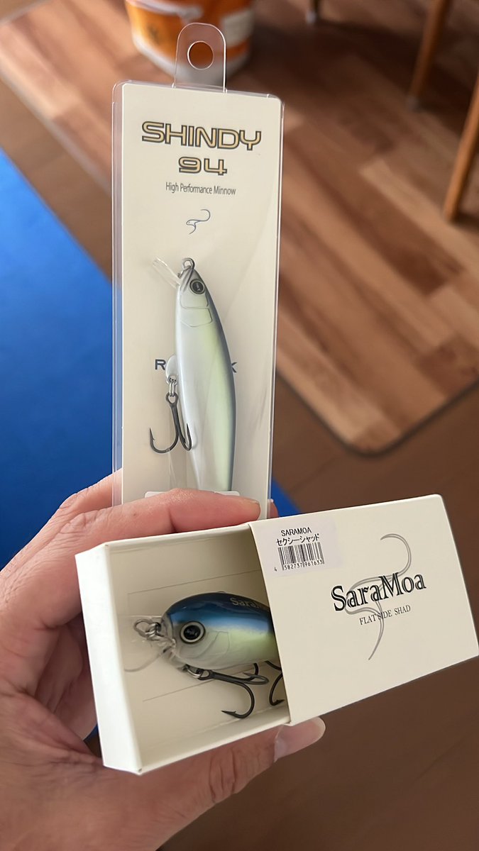 hase8629's tweet photo. よっしゃー‼️手に入れたぞ‼️‼️
#REVONIK
#SaraMoa
#SHINDY94 https://t.co/StsbBHXQiL
