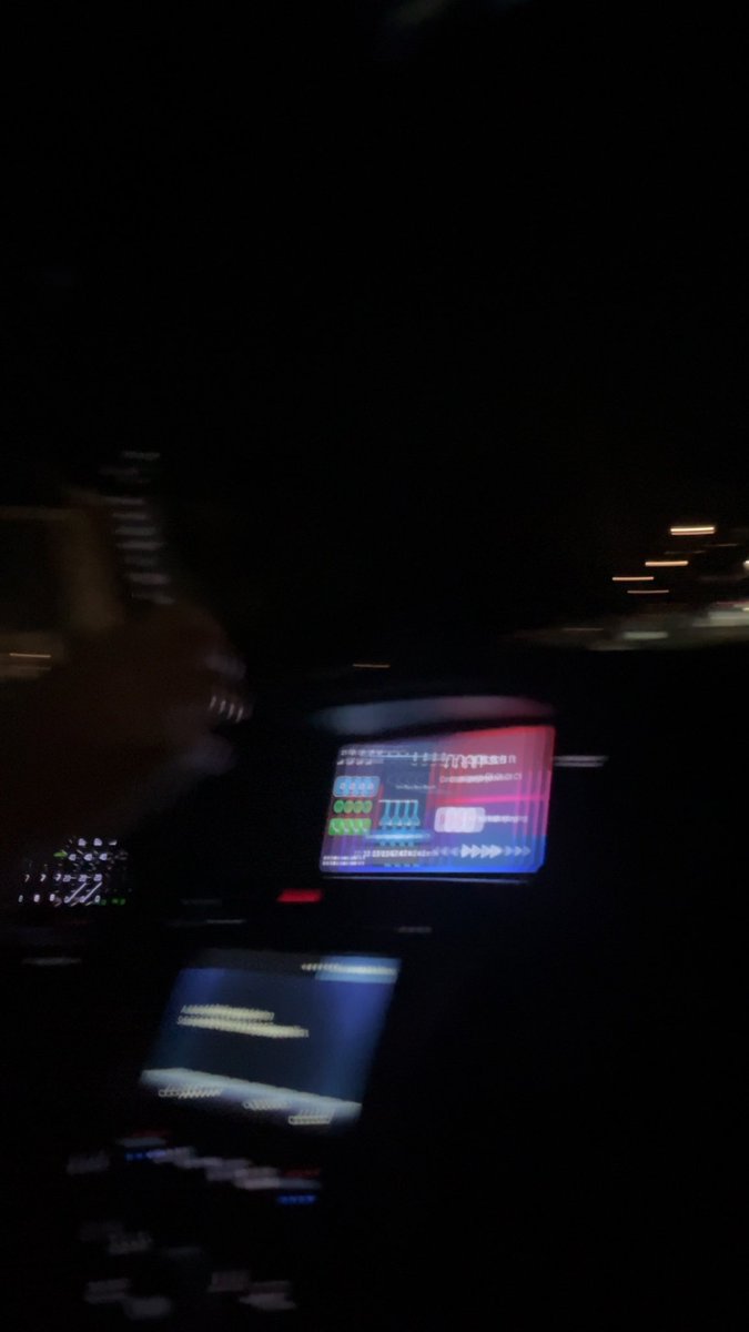 LeseanDaCaddy's tweet photo. “Yo boss man can I grab the aux” https://t.co/EWmM8g7wj0