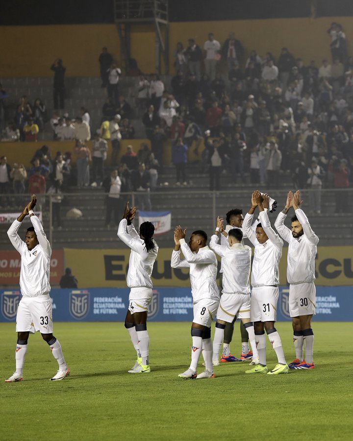 Gracias por el apoyo hinchada <a href="/LDU_Oficial/">LDU Oficial</a>