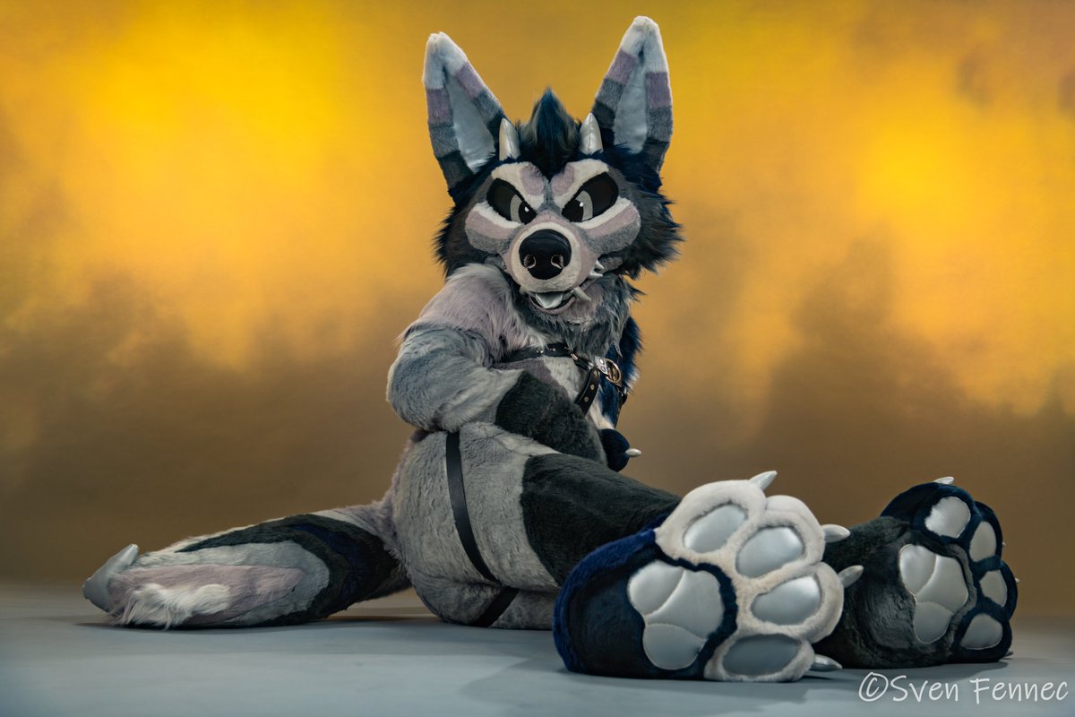 grrrrr~  🍑🐾🔥