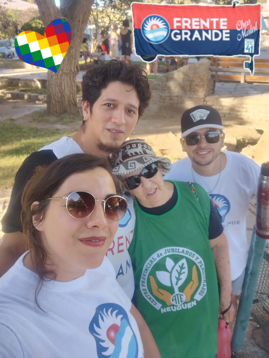 FGNeuquen's tweet photo. 🔴🔵Compañeros y  compañeras del Frente Grande Neuquino en distintas localidades participaron de la Marcha Federal, como en distintos puntos del país.
Miles de argentinxs dijimos presente, la Patria no se vende y el orgullo se defiende! iNO AL FASCISMO NI A LOS DISCURSOS DE ODIO! https://t.co/eqT6QgCGxW