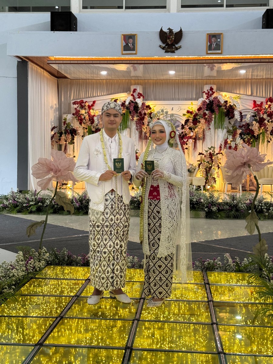 Sah lur <a href="/Jateng_Twit/">Info Jateng</a> <a href="/DesaSiberIndo/">Desa Siber Indonesia</a>