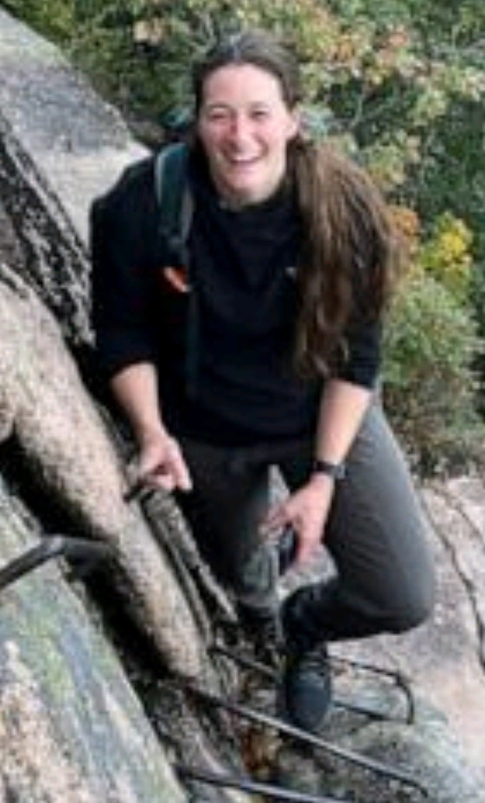 AlaskanSqueeze's tweet photo. #blackhawkpilot

#Blackhawk helicopter pilot in DC crash identified

Capt. Rebecca M. Lobach.
#Pilot
https://t.co/kJacVxXqAz

#WeThePeople https://t.co/JWO00OZF7F