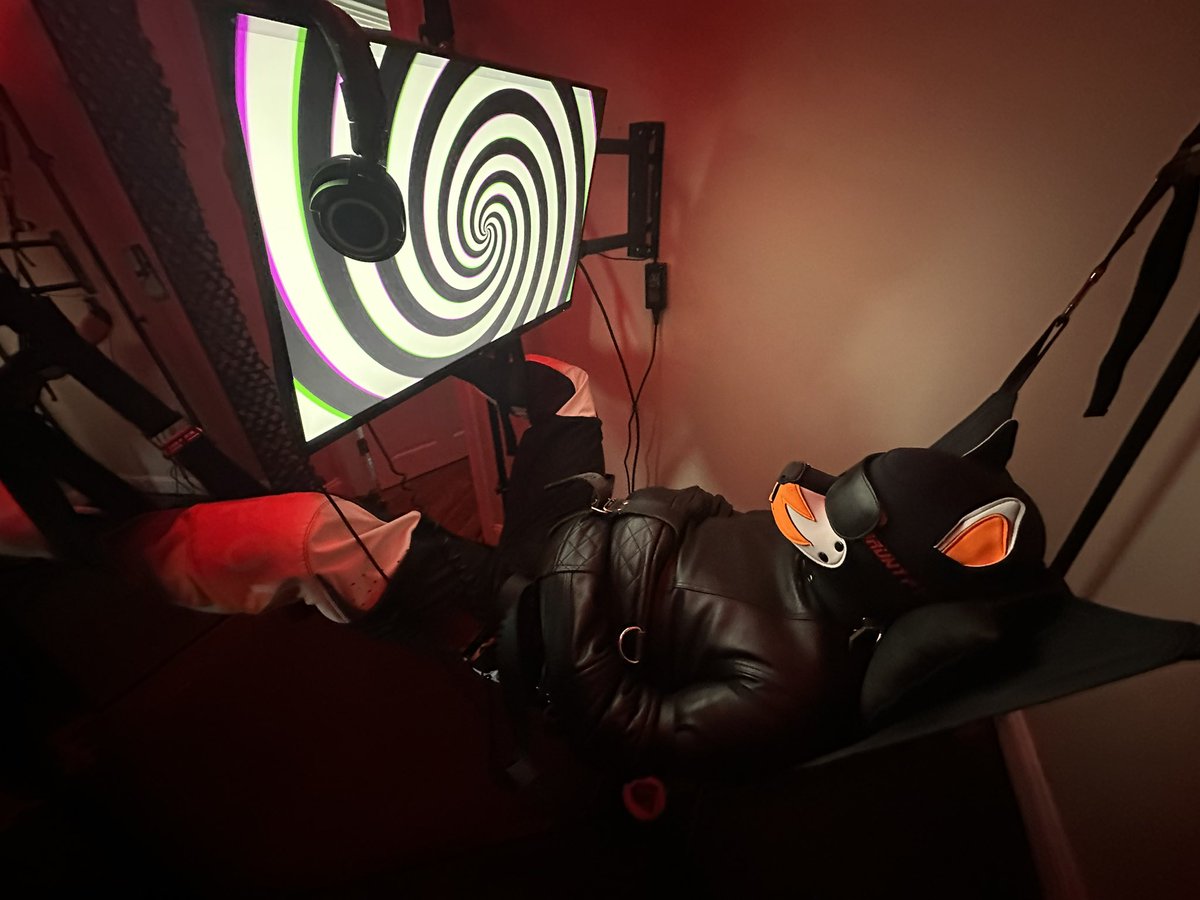 pupruski's tweet photo. Look into the spirals… Trust the spirals. Obey the spirals. Obedient puppy. Good puppy. (That’s meeeee 🤭) Take the toy puppy. 😈 Awrooo 🤍🐾

🔝 @PupKodaa https://t.co/3horpTGvVc