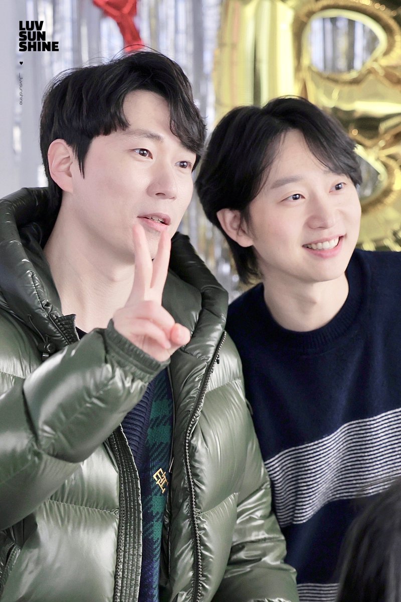 ___luvsunshine's tweet photo. 20250201 신범식 생일카페

신범식 성우님, 정주원 성우님

#신범식 #성우신범식 #정주원 #성우정주원 https://t.co/Z5sNWDONdo