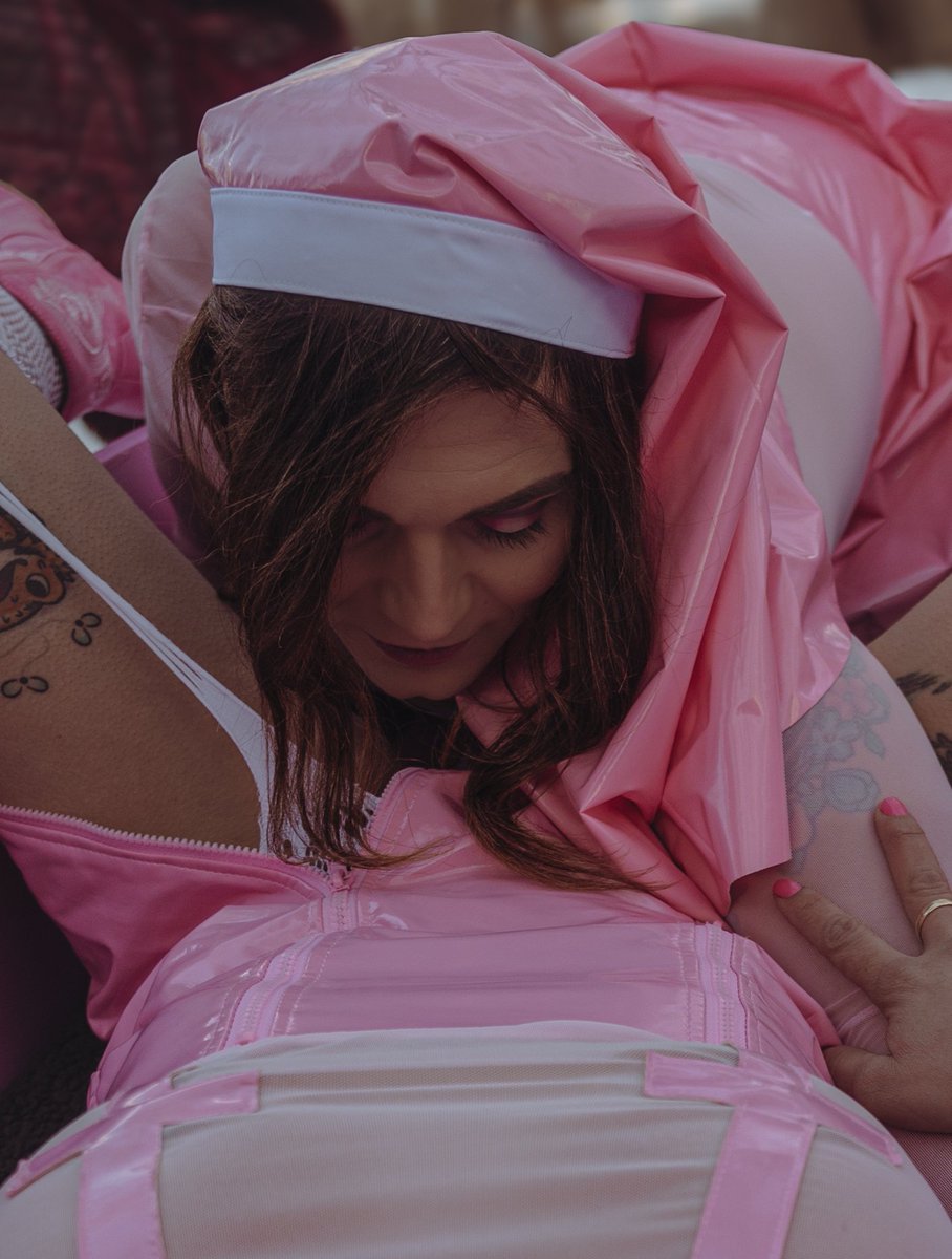 xChlover_Alicex's tweet photo. Wanna see some sins of the flesh?
>>https://t.co/8jSuGcoQoU<<
.
.
Photo Credit: @MeghanBroa97888
#eatme #pink #February2025 #OnlyFantome #onlyfanslike #foryouシ #foryoupageviralシ #heels #latex #fetish #boots #photoshoots #pvd #onlyfansusa #godlovesyou #girllove https://t.co/QCmtUQdBhO