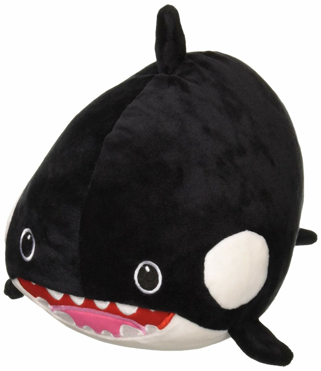 The8BitNurse's tweet photo. Received one of the big prizes you can win at the arcade yet...that face...reminds me of you! (⁠*⁠´⁠ω⁠｀⁠*⁠) @galaxeanprince https://t.co/AKpPLchSCh