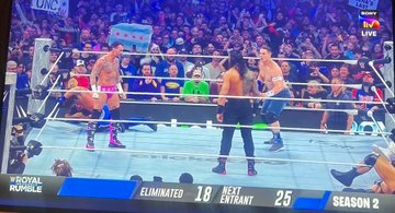_shu_69's tweet photo. John Cena enters the Rumble > Faces Roman > both get ready to fight > clock hits 0 > It’s CM Punk > Punk, Cena, Roman get ready > clock hits 0 again > it’s Seth Rollins

Absolute Cinema🔥🔥 https://t.co/kddbVVdw7K