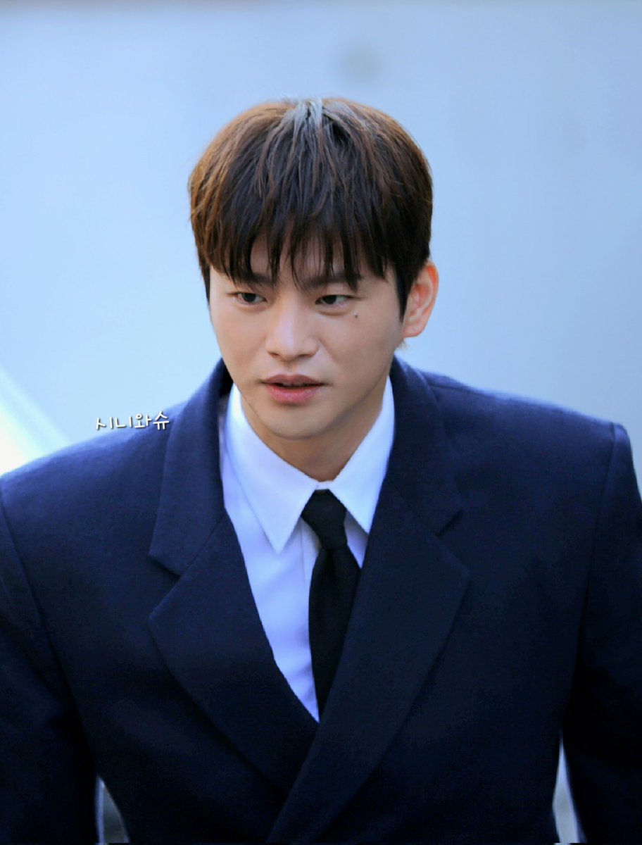 [250202] 코리엘 팬싸인회 출근

#서인국 #seoinguk 
#코리엘팬싸인회 #출근