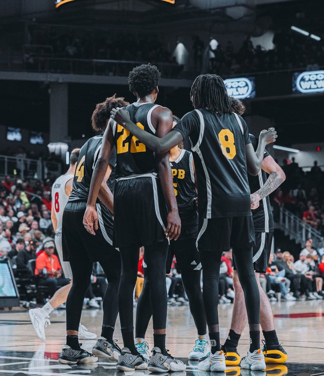 Grateful and blessed to receive my 1st D1 offer from <a href="/UAPBLionsMBB/">Golden Lion Basketball 🦁</a> 
<a href="/GradyMajors/">Grady Majors</a> <a href="/big73miller/">Kevin Miller</a> <a href="/VortexSportsARK/">Vortex Sports x Prep Hoops AR</a>