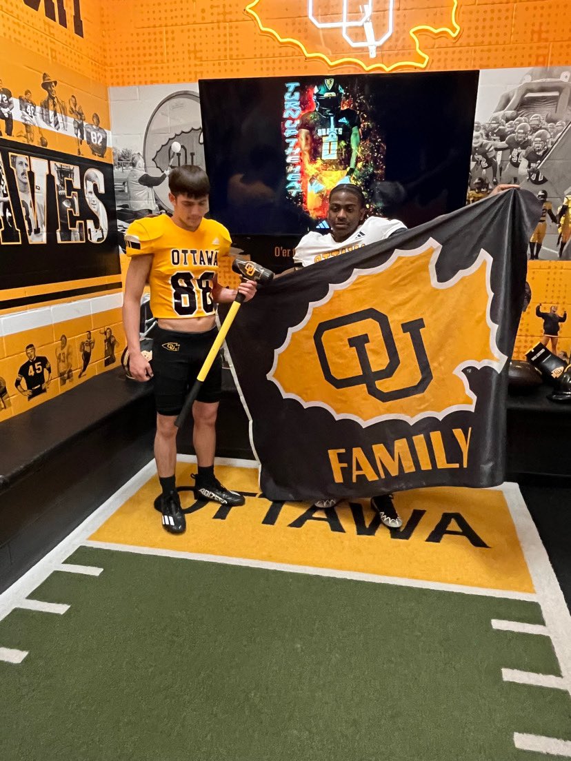 Keaton Nunez (@keatonnunez_06) on Twitter photo Had a great visit with <a href="/CoachNickDavis/">Nick Davis</a> <a href="/Coach_CEdwards/">Coach Chris Edwards</a> <a href="/OttawaBravesFB/">Ottawa Braves Football</a> very blessed to receive this opportunity.
#AGTG <a href="/CoachRJones_/">Robert Jones</a> <a href="/BCHSFBall/">Bay City HS Football</a> Had a great visit with <a href="/CoachNickDavis/">Nick Davis</a> <a href="/Coach_CEdwards/">Coach Chris Edwards</a> <a href="/OttawaBravesFB/">Ottawa Braves Football</a> very blessed to receive this opportunity.
#AGTG <a href="/CoachRJones_/">Robert Jones</a> <a href="/BCHSFBall/">Bay City HS Football</a>