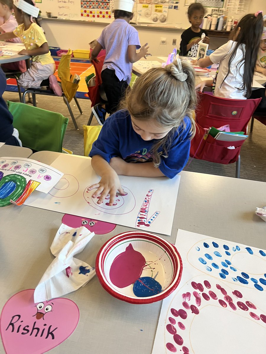 WeirClass's tweet image. We had such a fun 100th Day at West! The students painted 100 thumbprints, drew themselves as what they think they will look like when they are 100, and made a 100 piece snack! 
@Westelementary
@aubreyisd 
#100thday
